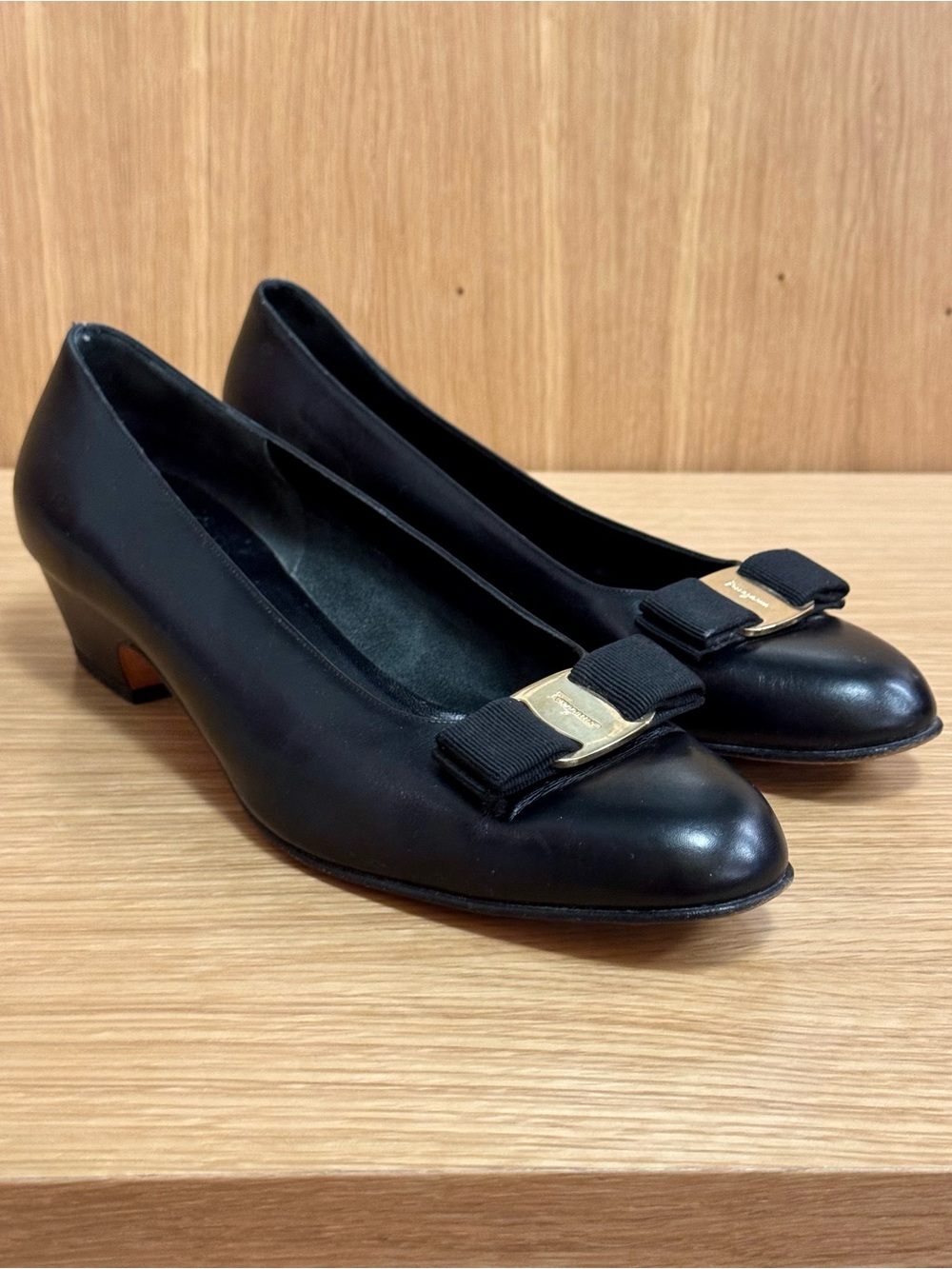 Salvatore Ferragamo Black Leather Pumps Vara Bow w/ Gold Hardware, Size 11B